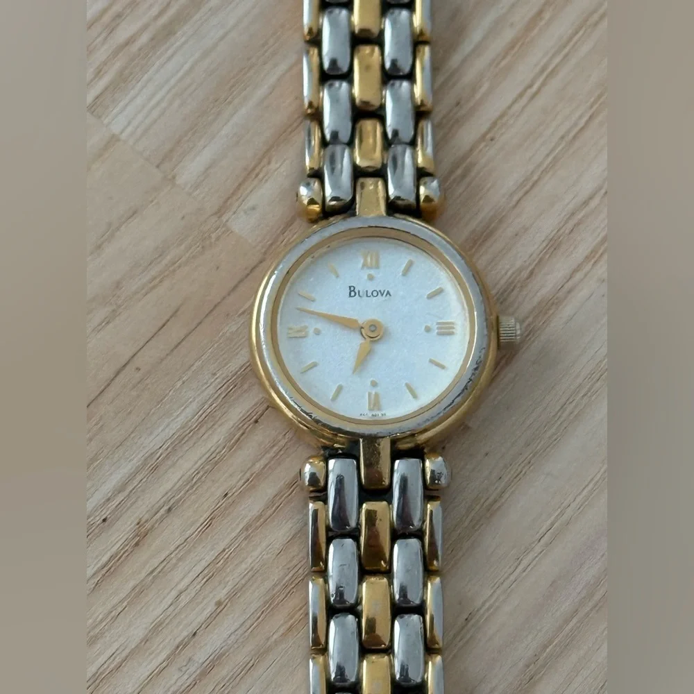 Bulova Vintage Ladies Watch Two-Tone Bracelet Pearl Dial Stainless Case New Batt